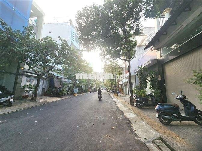 Bán Gấp, Nhà 3 Tầng BTCT, Hẻm Nguyễn Thị Thập Thông Đường Số Hơn 6 Tỷ