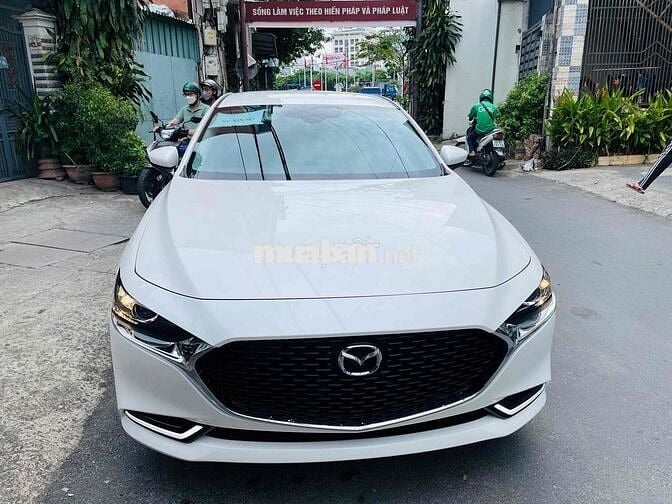 Mazda 3 2023 1.5L Luxury