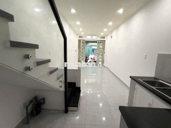 NHÀ QUẬN 10 SẠCH SẼ KINH DOANH TỰ DO