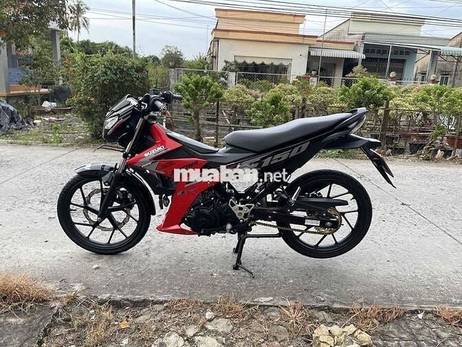Cần bán satria zin đẹp đồ zin còn theo xe