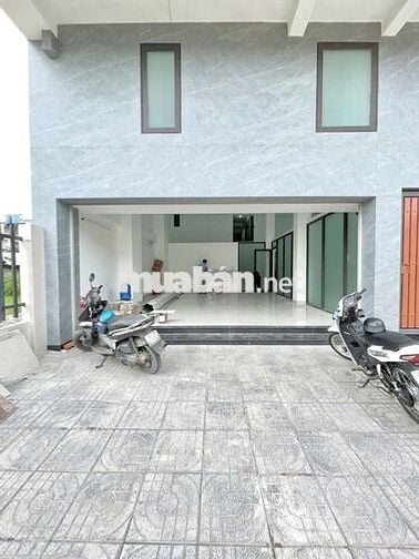 CHO THUÊ MẶT BẰNG KINH DOANH HẺM Ô TÔ SÂN RỘNG