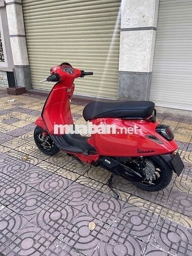 Cần Bán VesPa Sprint MÁY i-get lướt đẹp keng