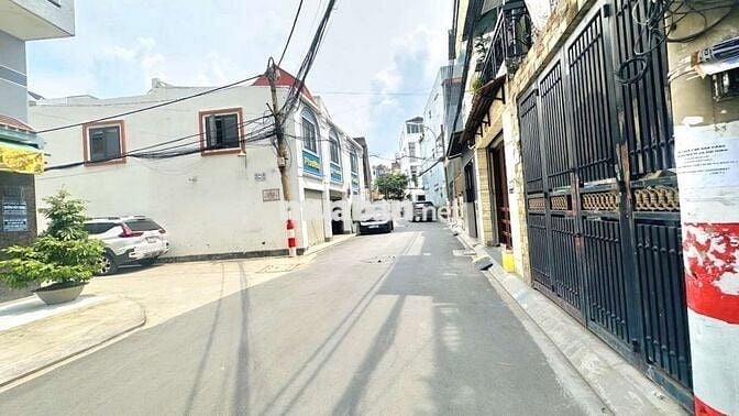 HXT 40M2, 4 tầng vào ở ngay nội thất siêu đẹp ngay sát MT Phan Huy Ích