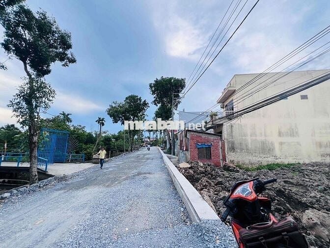 Đất rộng mặt tiền TRẦN VĂN HIỂN thuận tiện kinh doanh