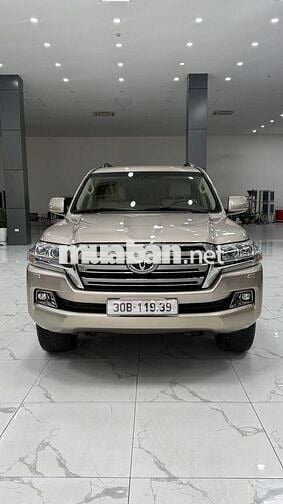 Toyota Land Cruiser LC200, sản xuất 2016 cực mới.