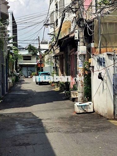 🆘️Cho thuê nhà nguyên căn hẻm xe tải, P6, GV, có nội thất.
