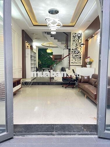 Nhà HXH Đường Số 18 P8: 4x15m, 3 lầu, 4pn, Full Nội Thất
