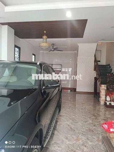 NHÀ ĐẸP 3 TẦNG 2pn 2wc sân thượng đúc 15triệu