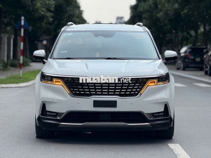 Kia Carnival 3.5 Signature 2022 Trắng