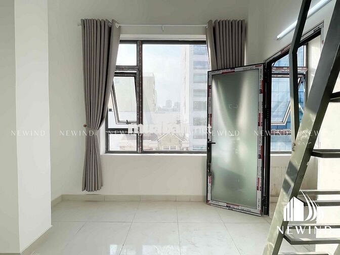 DUPLEX SIÊU ĐẸP CÓ ÁNH NẮNG MẶT TRỜI CHIẾU VÀO NẰM NGAY TRUNG TÂM Q7