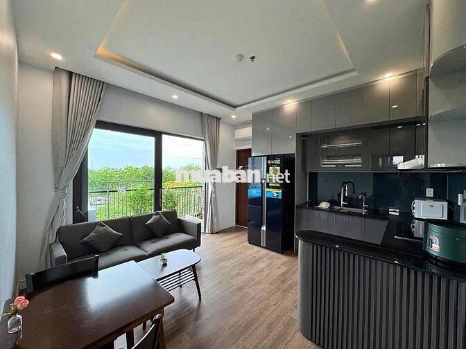 Phòng 40m2_1PN 1 phòng khách ban công,thang máy_216 Lê Quang Định,BT