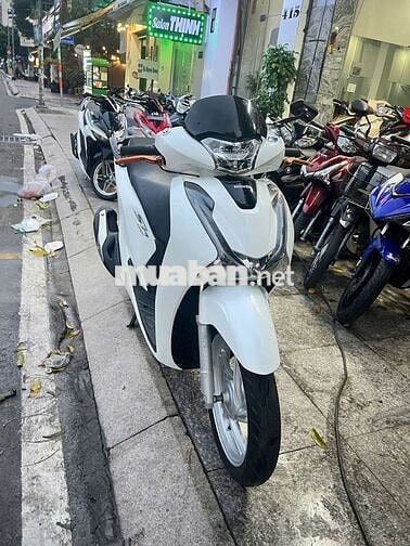 Honda SH150 2018 mới 90% biển số 94