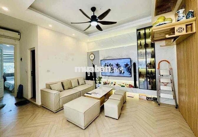 Căn hộ 2pn đường Trần Quý Kiên, Cầu Giấy