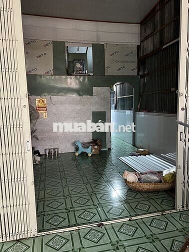 Nhà kế bệnh viện hạnh phuc long xuyen an giang