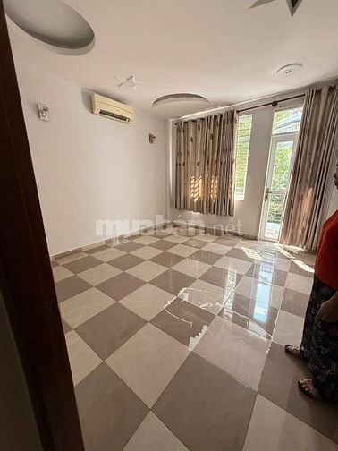Cho thuê nhà đường số 43 An Phú Hưng,Quận 7dt 4x18m, 3 lầu hướng tây