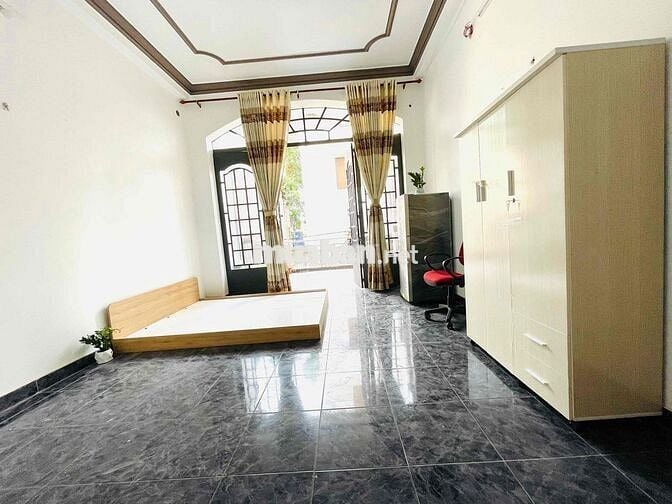 PHÒNG BAN CÔNG TÂN BÌNH GIÁ TỐT - 5.000.000 - GIẢM 1 TRIỆU THÁNG ĐẦU