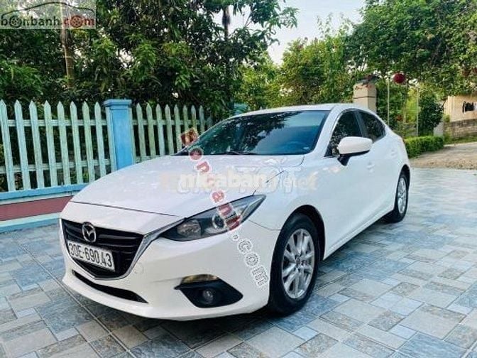 Mazda 3 1.5 AT 2016