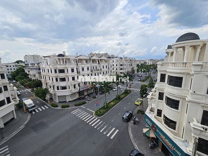 Cho Thuê Góc 2 Mặt Tiền Cityland Gò Vấp 260m2 5 tầng Giá Chỉ 180tr