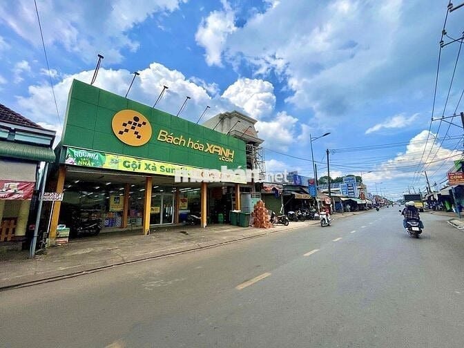Bán mặt tiền nhựa chợ Bình Lộc 165m2 full thổ cư