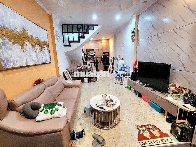 Bán nhà Nghĩa tân, Cầu giấy, phân lô, ô tô, vỉa hè, NT đẹp, 30m²,1x tỷ