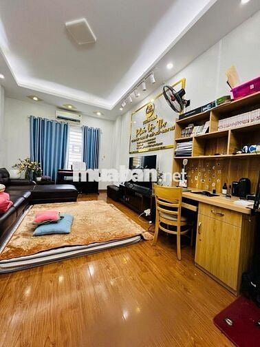 BÁN NHÀ CẦU GIẤY NGÕ THÔNG - KINH DOANH NHỎ - 10M RA Ô TÔ