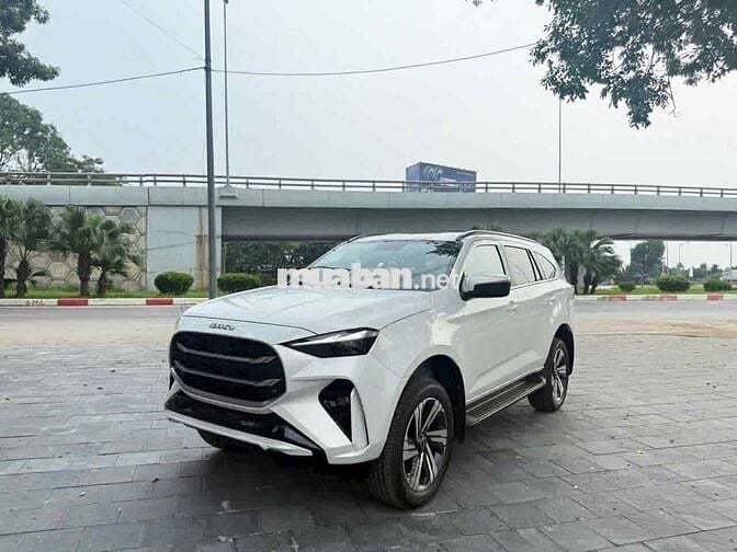 ISUZU 2025 - 7 CHỖ BỀN, ĐẸP