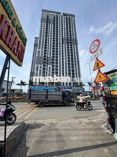 Chính chủ cần bán căn hộ 3PN diện tích 87,4m , đã có sổ hồng.