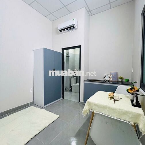 STUDIO CAO CẤP CỬA SỔ HÀNH LANG NGAY HIỆP BÌNH