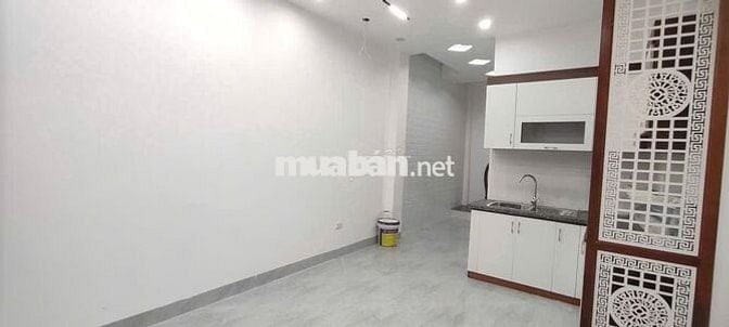 Nhà 5 tầng tại khu đô thị xa la có thang máy giá chỉ 7,9 tỷ