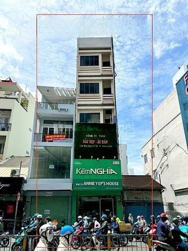 BÁN NHÀ MẶT TIỀN : 451 HAI BÀ TRƯNG - P. 8 - Q. 3 - TPHCM