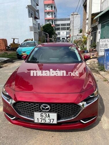 Mazda 3 2021 1.5L Luxury - 68000 km