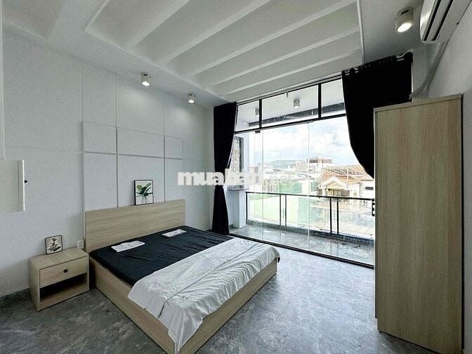 CHO THUÊ CĂN HỘ STUDIO BAN CÔNG CMT8 QUẬN 10,CV LÊ THỊ RIÊNG,RỘNG 30m2