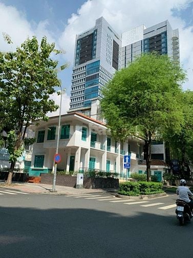 Bán Nhà Góc 2 MT Ngay Trần Não,Quận 2 -(15x12m)- XD: H 6 Tầng - 28.5Tỷ