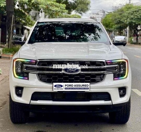 Everest Titanium 1 cầu 2024 Xe Lướt Bán Tại Ford
