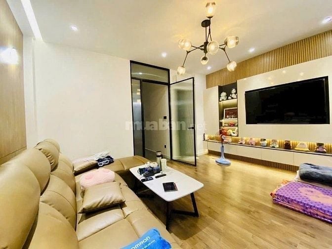 Giảm mạnh nhà ngay UNG VĂN KHIÊM 6tỷ850, 80m2 HXH5M SHR gần trường học