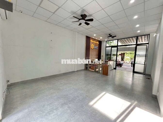 Cho thuê nhà c4 mt Nguyễn quang diệu hòa xuân