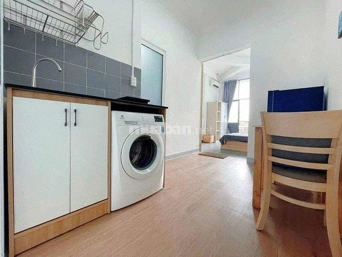 CHDV full nội thất, ban công-cửa sổ, ko chung chủ, mặt tiền đường. 5tr