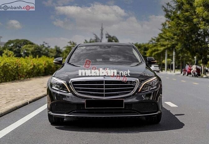 Mercedes Benz C200 Exclusive 2019 - 899 Triệu