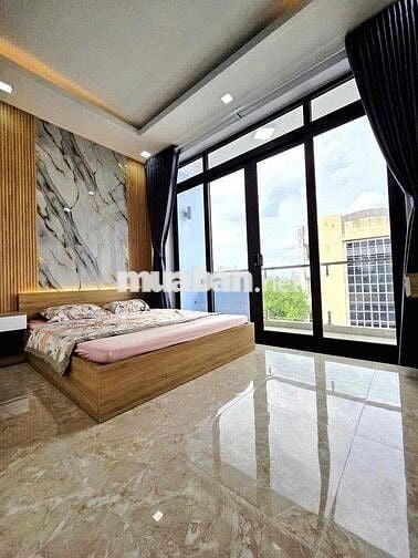 Cho Thuê Căn Hộ Ban Công Tách Bếp Full Nội Thất_Trần Hưng Đạo Quận 1