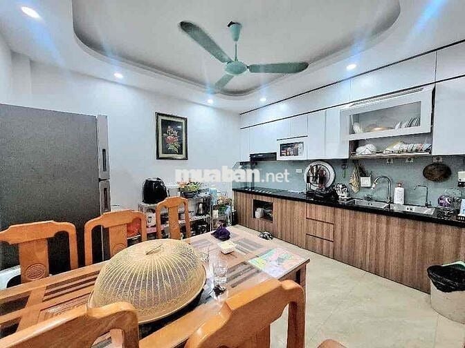 SIÊU HIẾM- NHÀ 5 TẦNG TỰ XÂY MỚI 1 NĂM - 6 PHÒNG CỰC MỚI ĐẸP