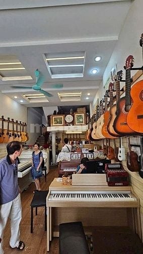 [Chính chủ] tôi cần bán nhà MP Hào Nam, Q Đống Đa, Dt 54 m, 6 T, Mt 5