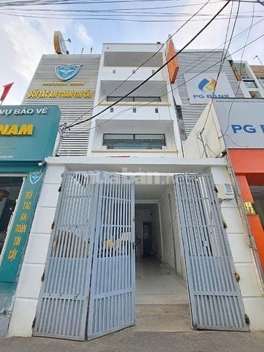 CHO THUÊ NHÀ MẶT TIỀN LƯƠNG ĐỊNH CỦA GIÁ 40 TRIỆU 4.5X22M 3 LẦU