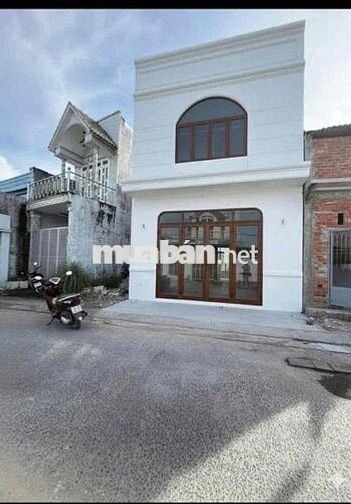 Nhà lầu mới 100% mặt tiền Hồ Búng Xáng