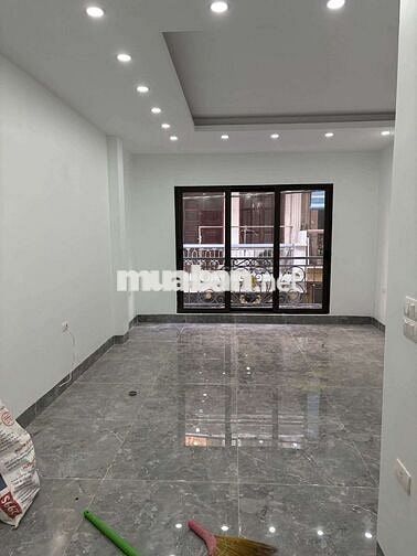 BÁN NHÀ NGÕ 389 HOÀNG QUỐC VIỆT- PHÂN LÔ- Ô TÔ - 7 TẦNG - THANG MÁY