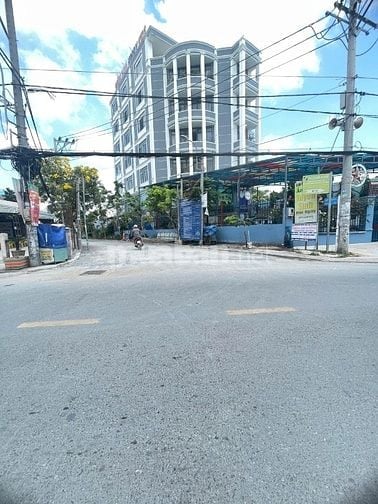 Bán Đất DT 80m2, Giá 2.6 Tỷ - Đường 7M - ĐƯỜNG LÊ VĂN LƯƠNG - NHÀ BÈ
