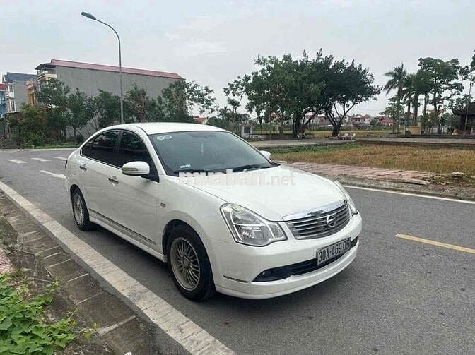 Nissan Bluebird 2009 - 185757 km