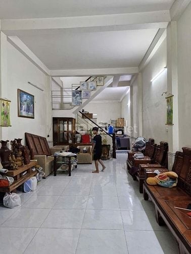 Bán nhà 1 lầu hẻm rộng 7m, gần Tô ký. gần Chợ,trường