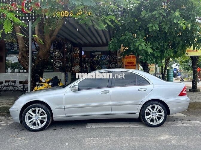 Mercedes C180-2004