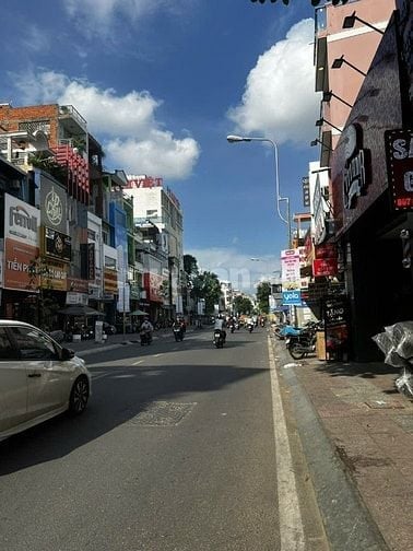 Mặt Tiền Trần Quang Cơ Thạch Lam ( 3.1 * 18 ) 2 Lầu 5.3 Tỷ 