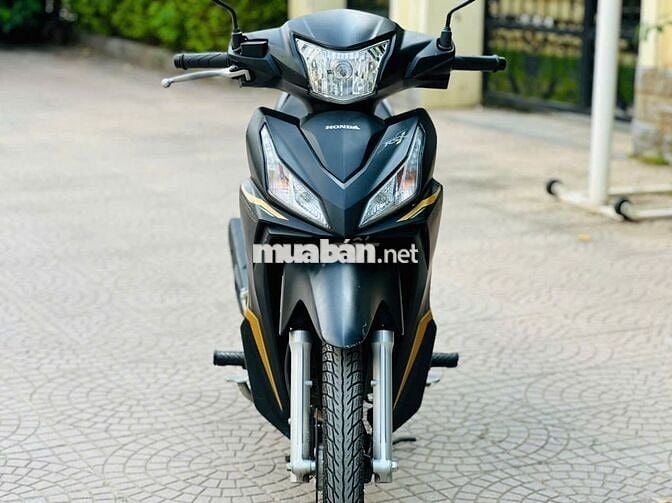 Xe máy Honda Wave RSX màu đen vàng bạc